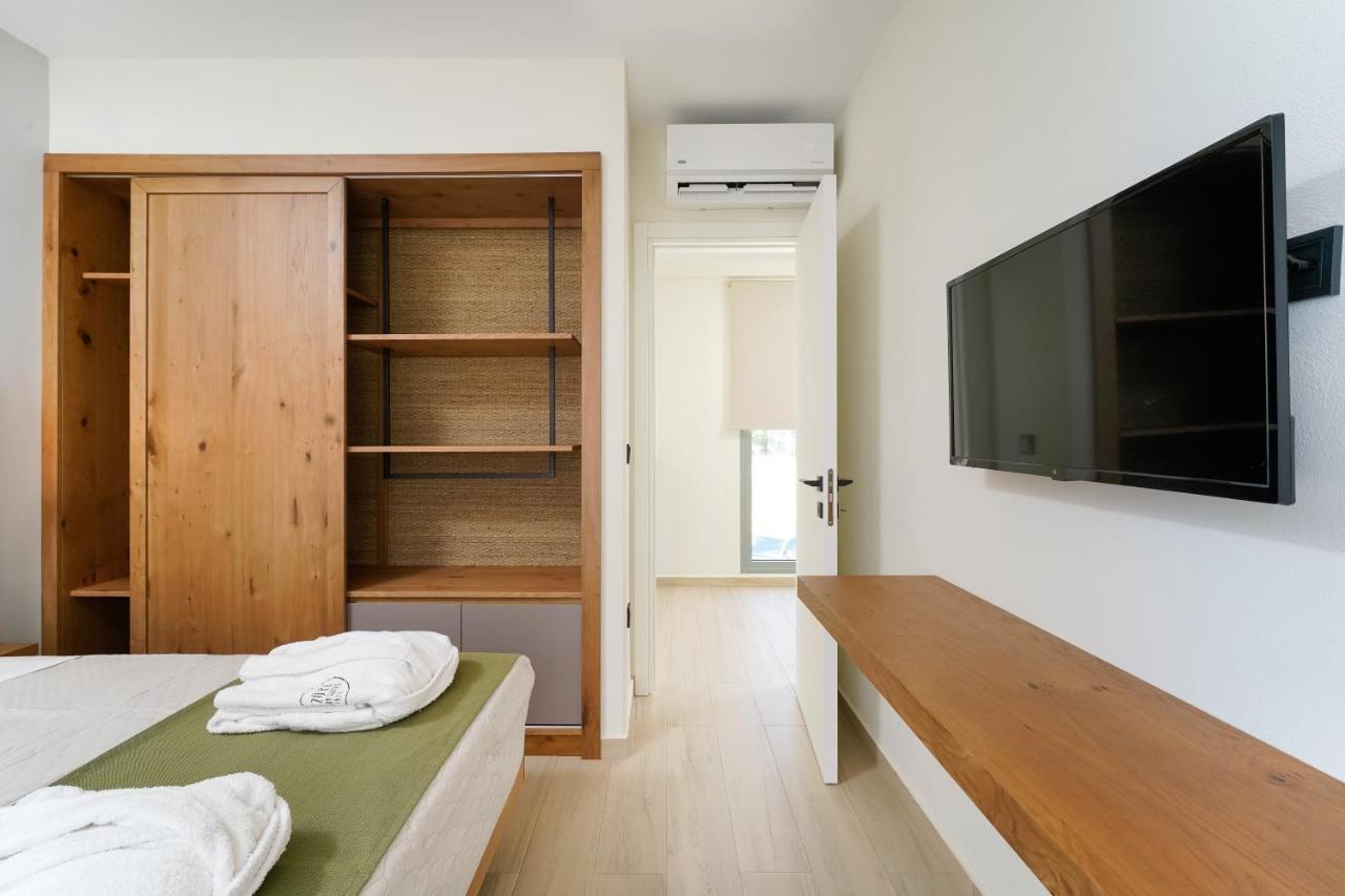 Azzure Luxury Suites Potos Buitenkant foto