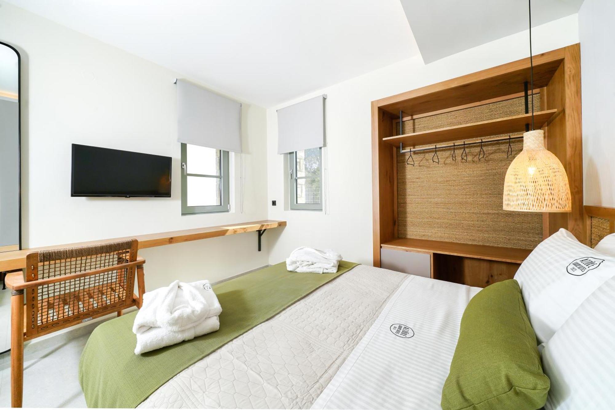 Azzure Luxury Suites Potos Buitenkant foto