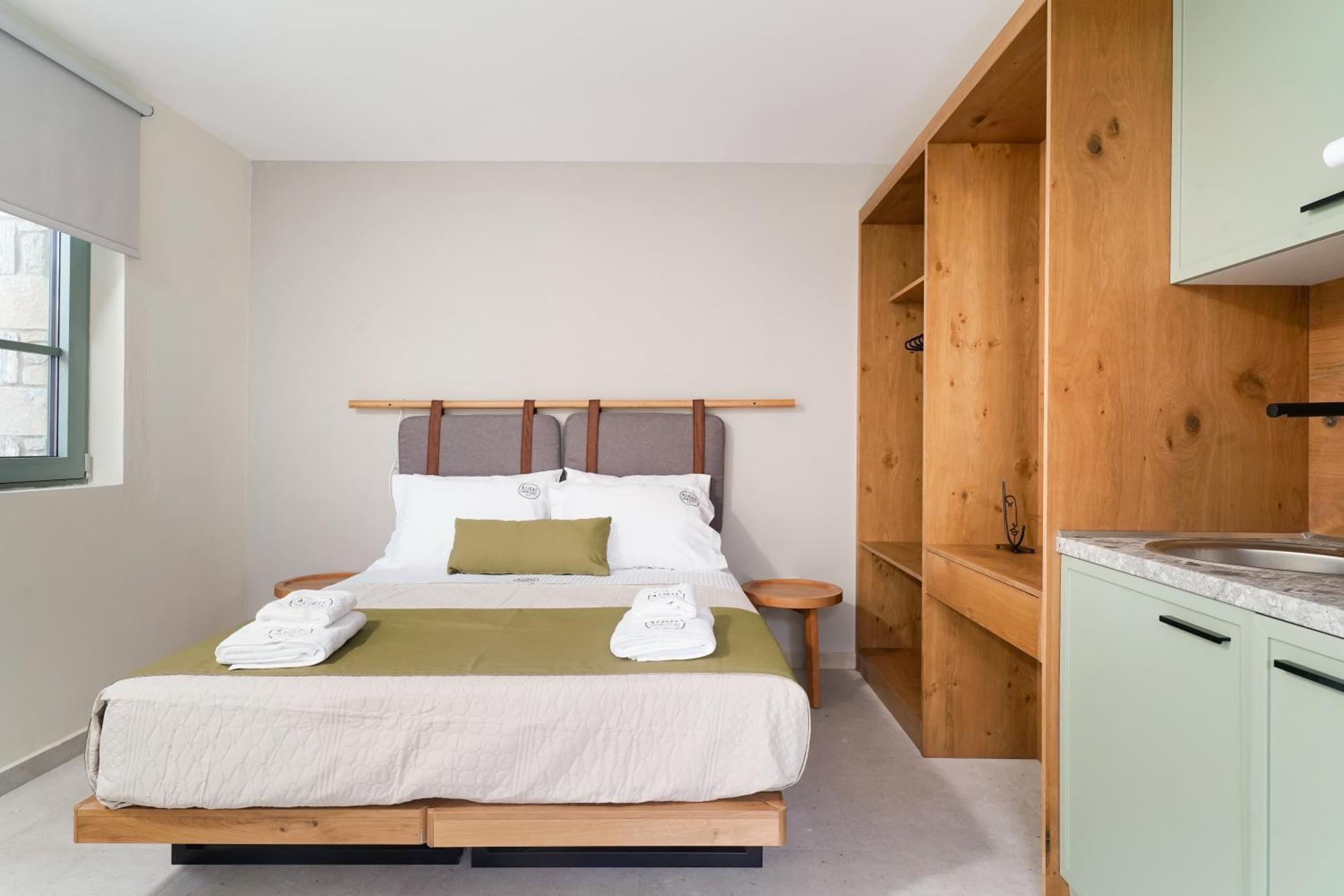 Azzure Luxury Suites Potos Buitenkant foto